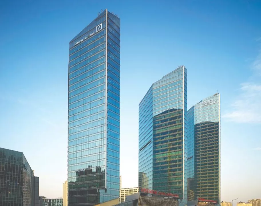 世服宏图选址北京财富金融中心，尊踞中国核心金融地标，彰显企业专业格局。