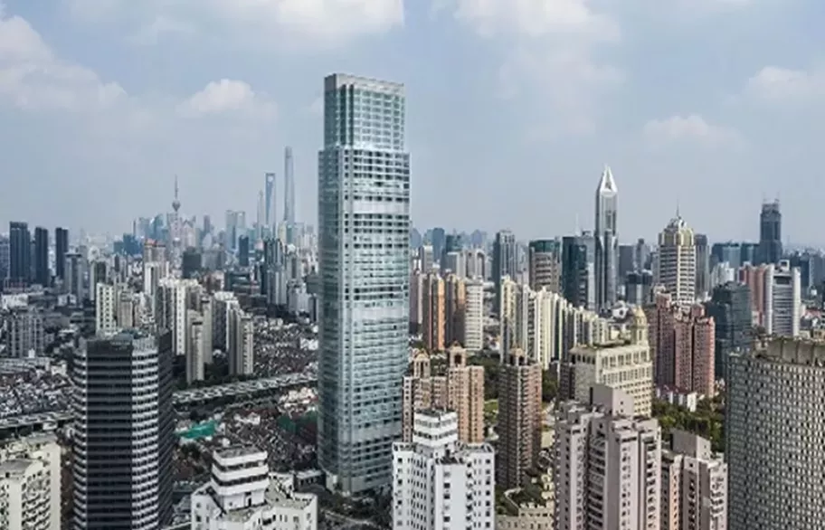 世服宏图位于中国上海博华广场，坐落超甲级办公楼地帶，被称黄金商业地段。